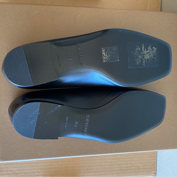 Calfskin Animal Print BURBERRY Black Leather Loafers Size 6.5 - Picture 5 of 5